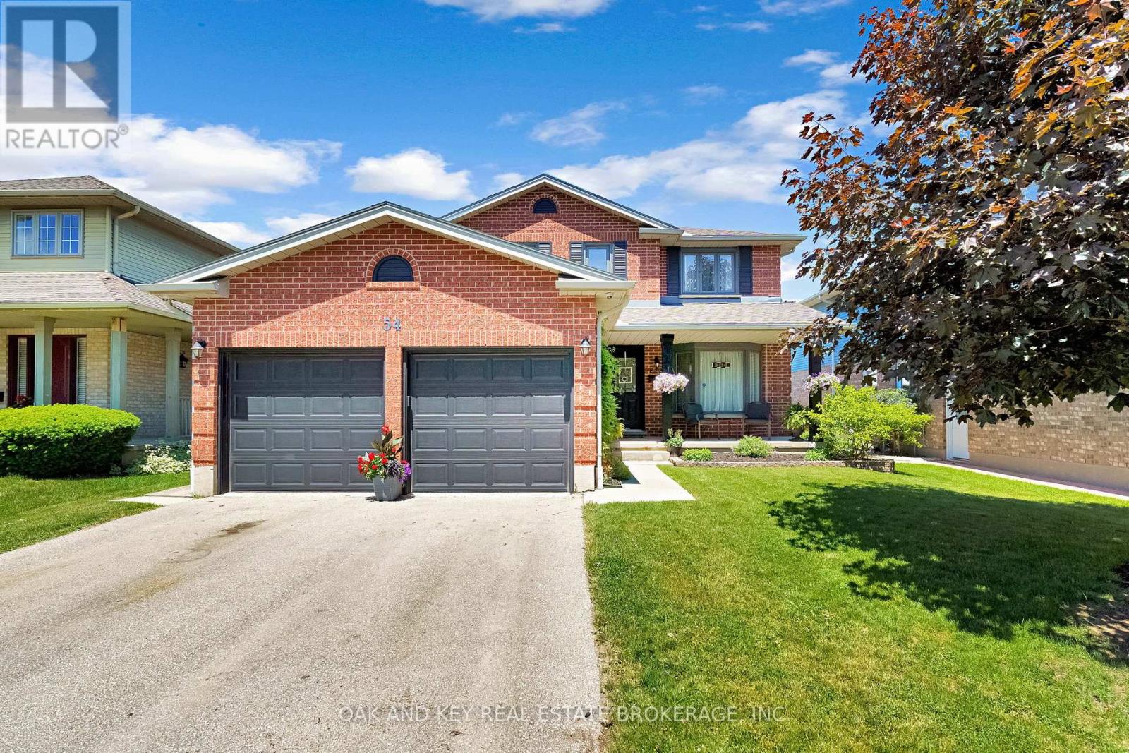 54 NAPOLEON DRIVE - 1