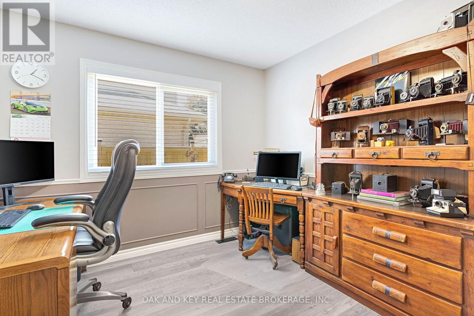 54 NAPOLEON DRIVE - 20