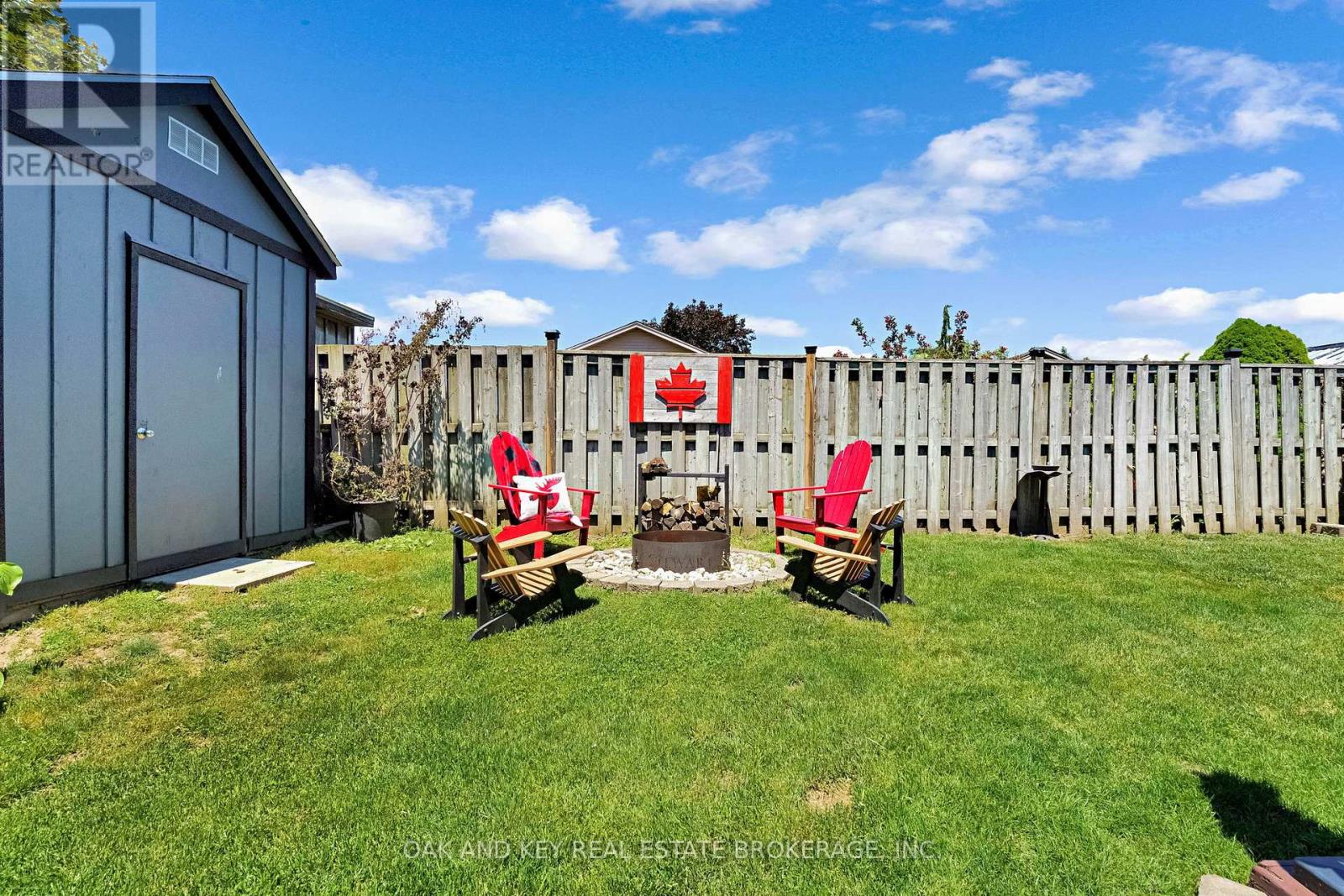 54 NAPOLEON DRIVE - 43