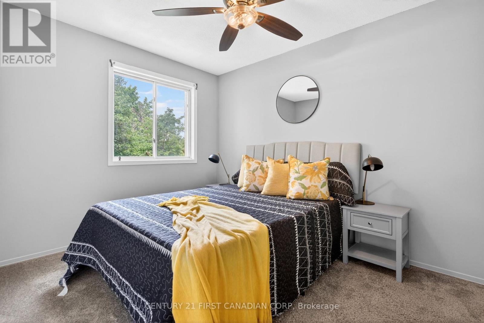 #62 1096 JALNA BOULEVARD - 12