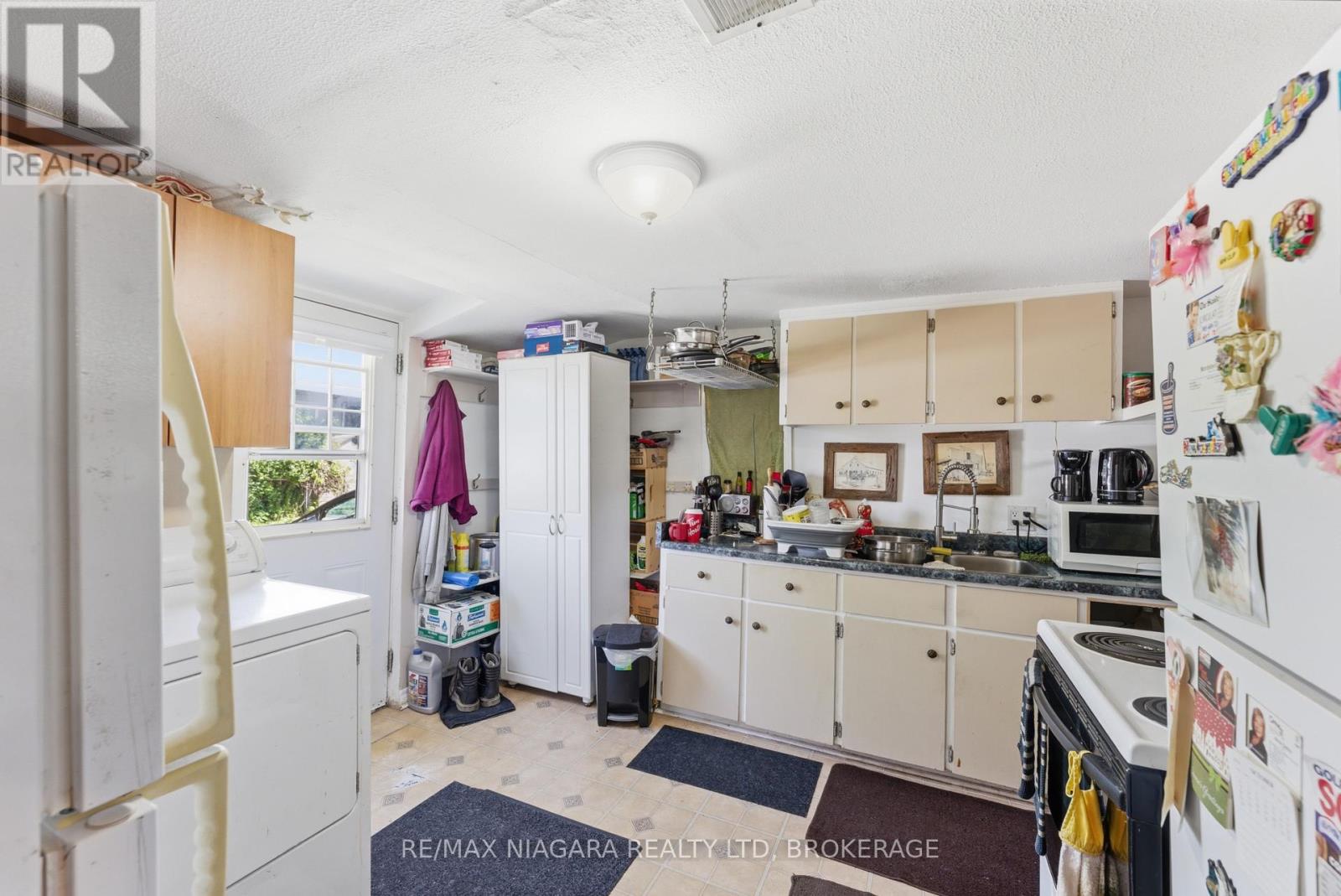 5 BIRCH LANE - Image 5