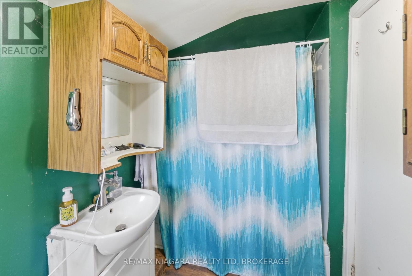 5 BIRCH LANE - Image 8