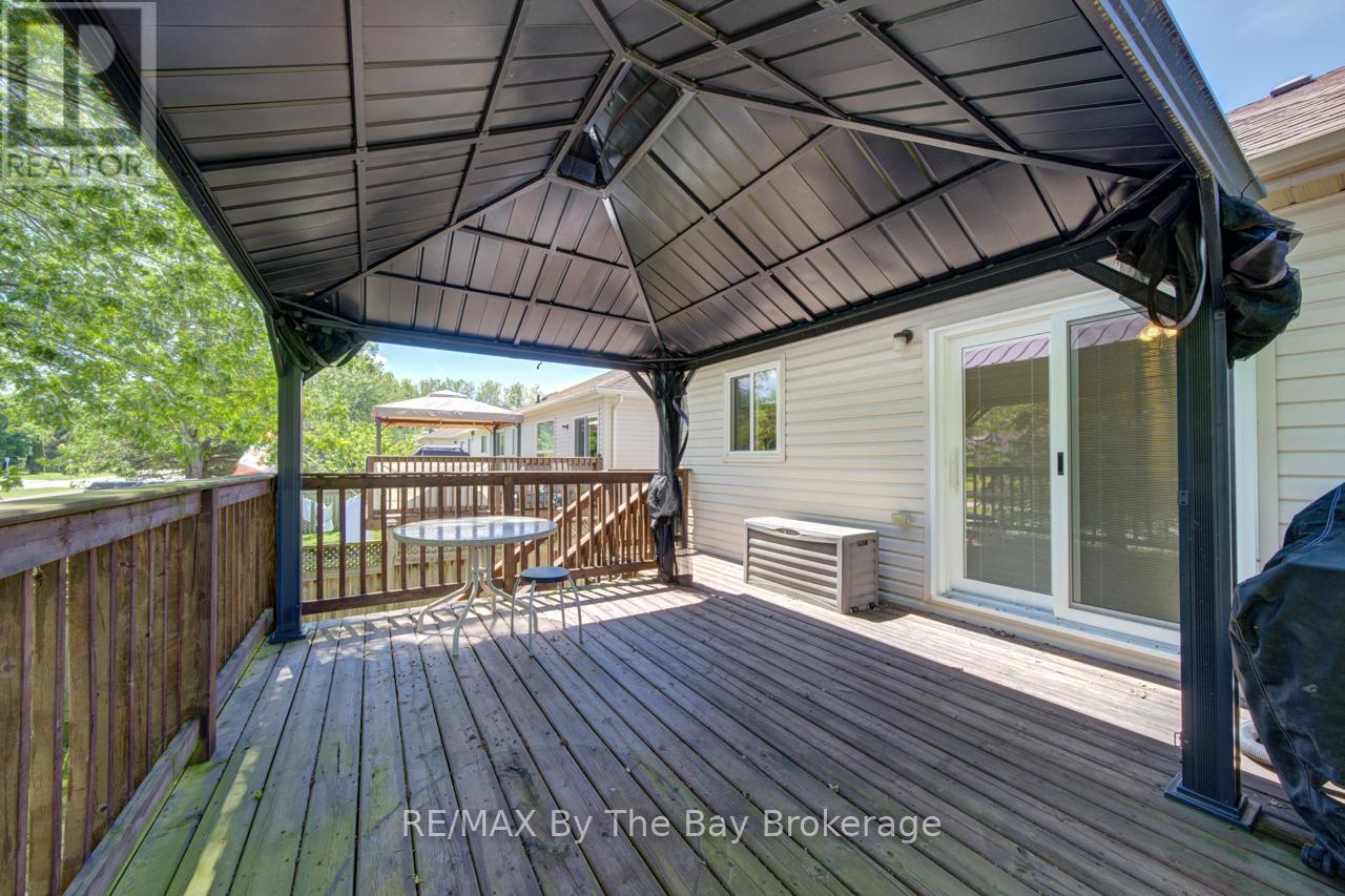 65 ROSE VALLEY WAY - 21