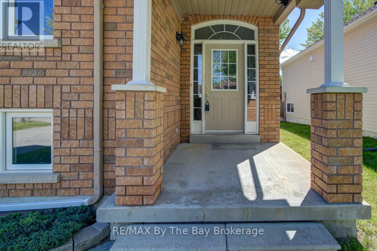 65 ROSE VALLEY WAY - 3