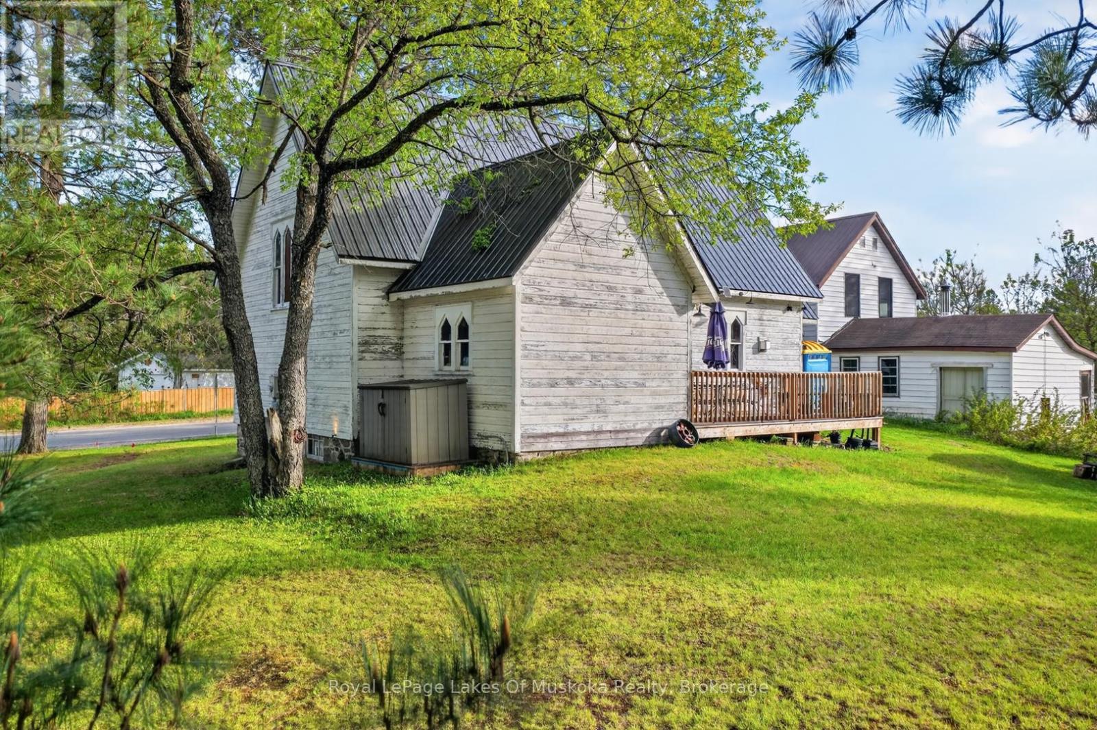 14 RAIN LAKE ROAD E, Kearney — photo 3
