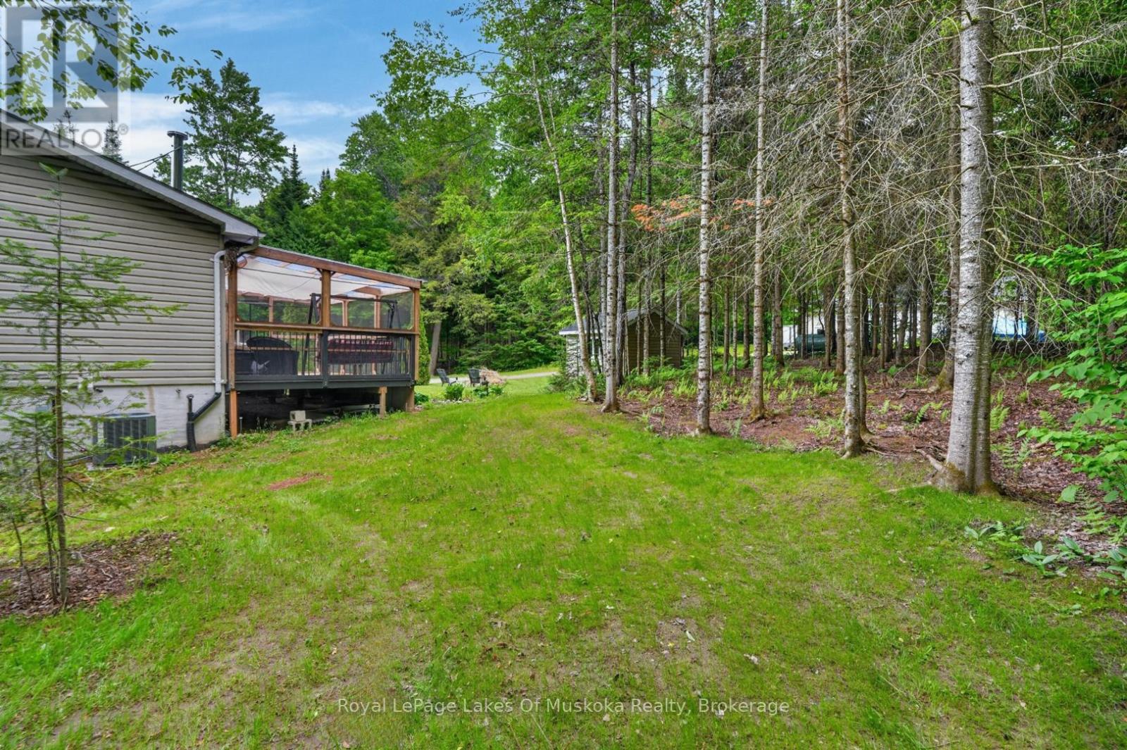1957 LONE PINE DRIVE S - 28