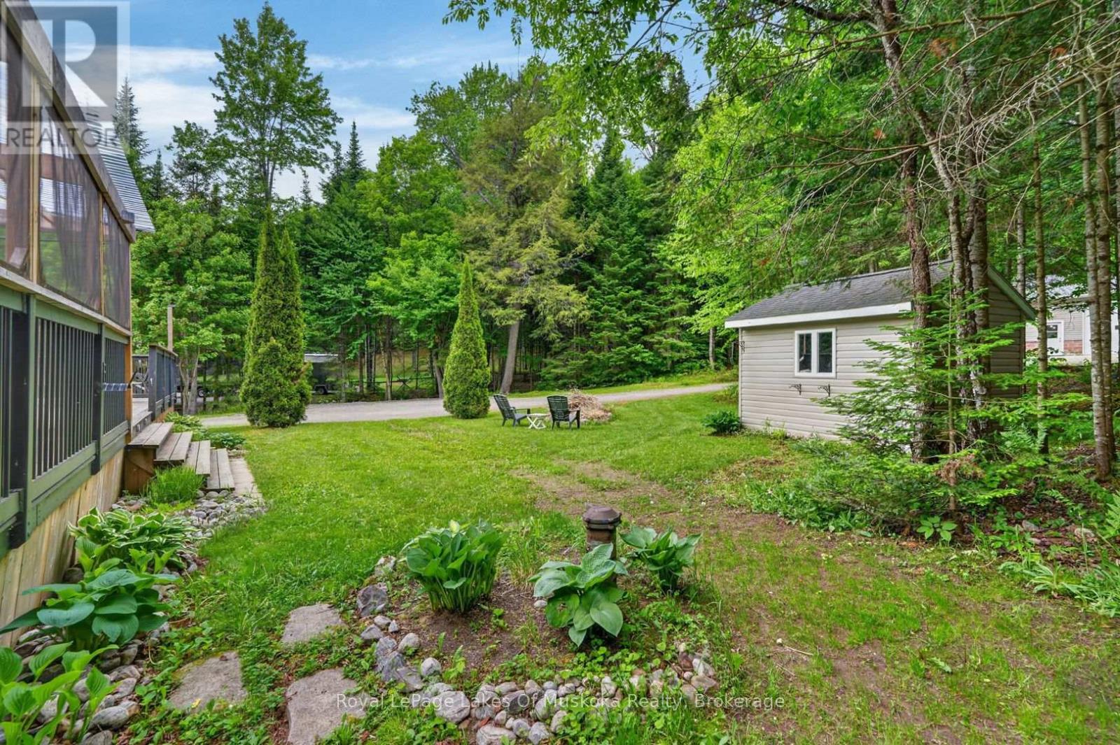 1957 LONE PINE DRIVE S - 29