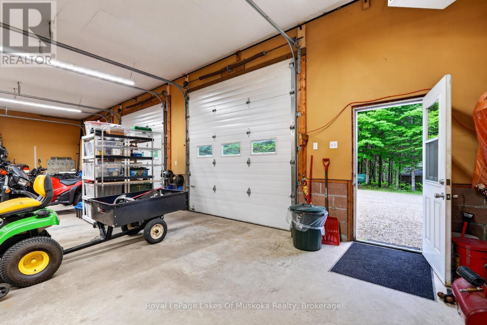 1957 LONE PINE DRIVE S - 36