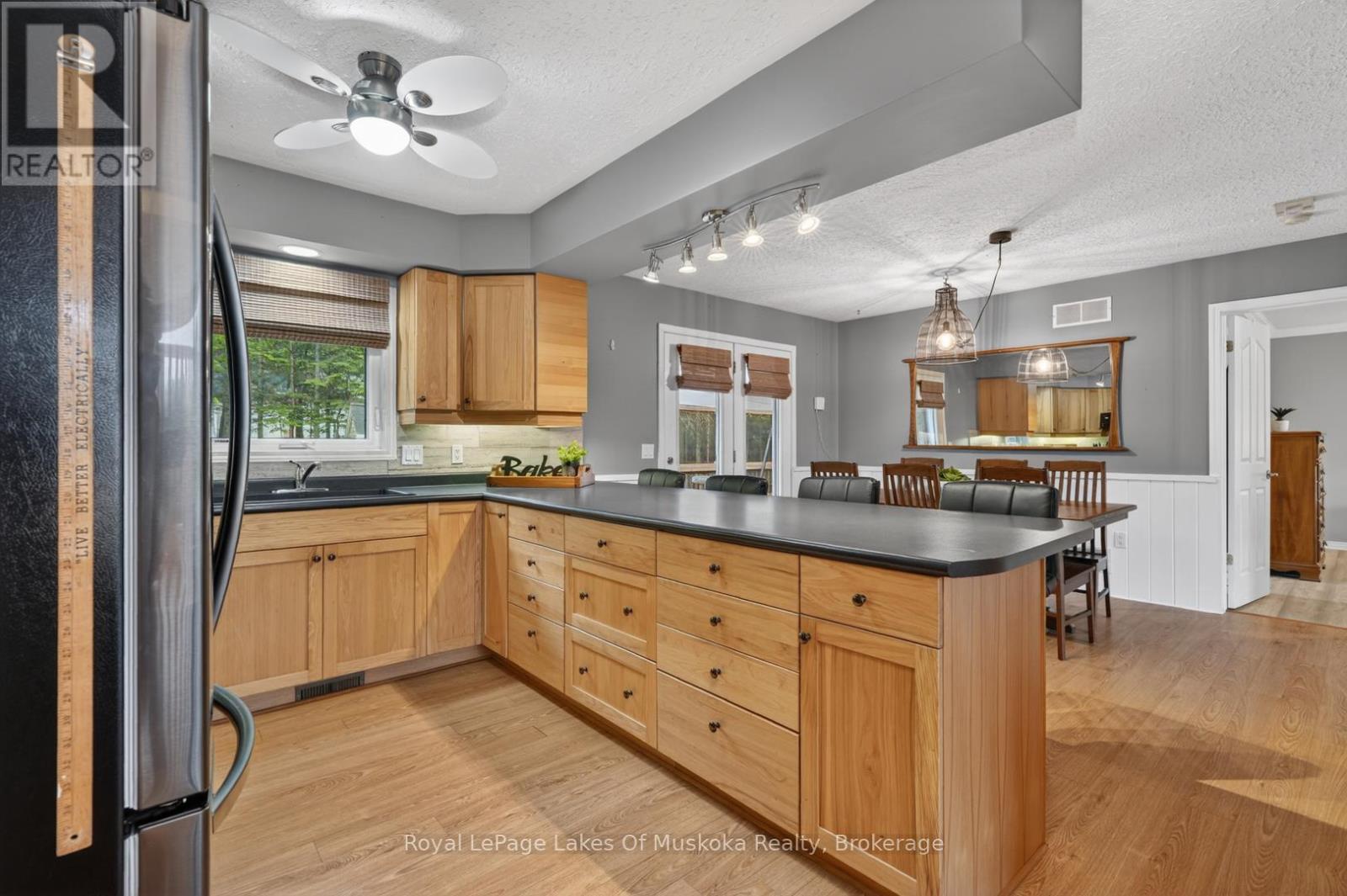 1957 LONE PINE DRIVE S - 8
