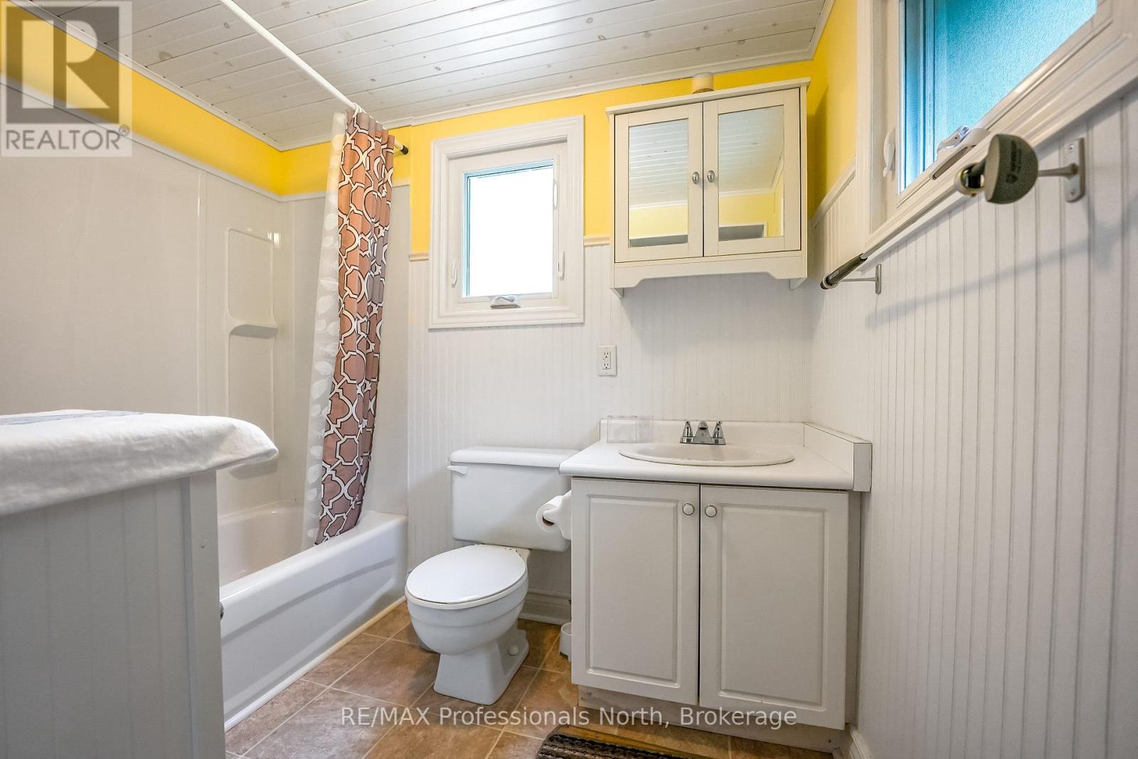1214 KASHAGAWIGAMOG LAKE ROAD - 41