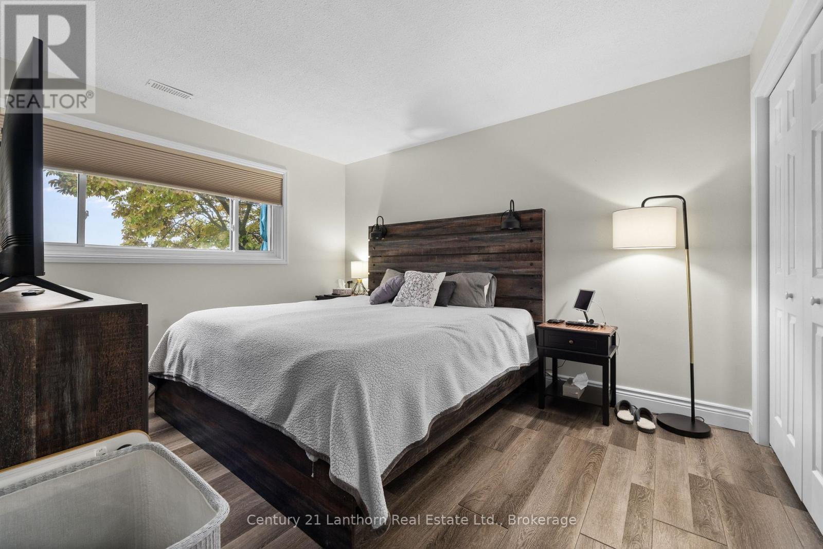 212 MAIN STREET - 23