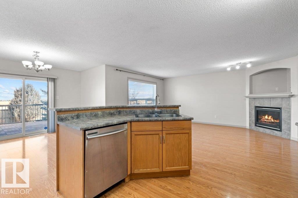 716 MCALLISTER LO SW — photo 10