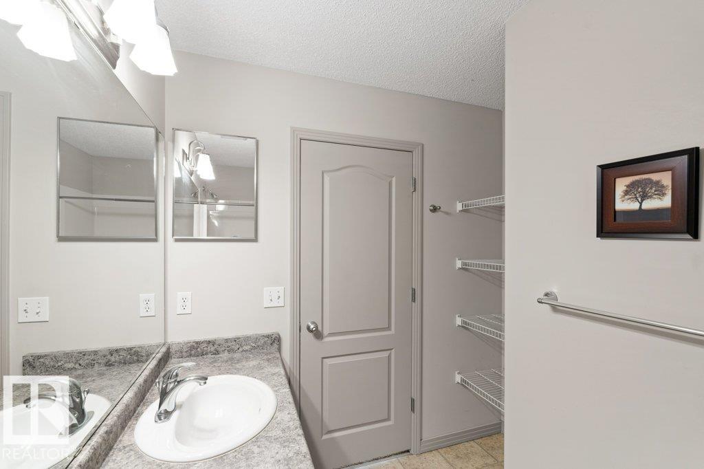 716 MCALLISTER LO SW — photo 22