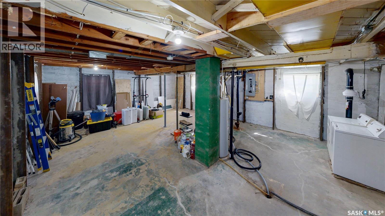 909 Arthur STREET — photo 22