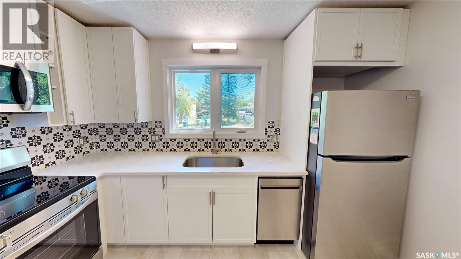 909 Arthur STREET - photo 4