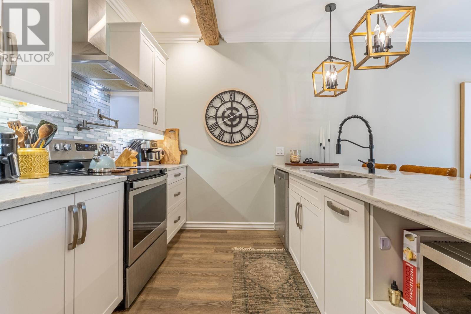 26 DR. JOHN KNOX Way - 11