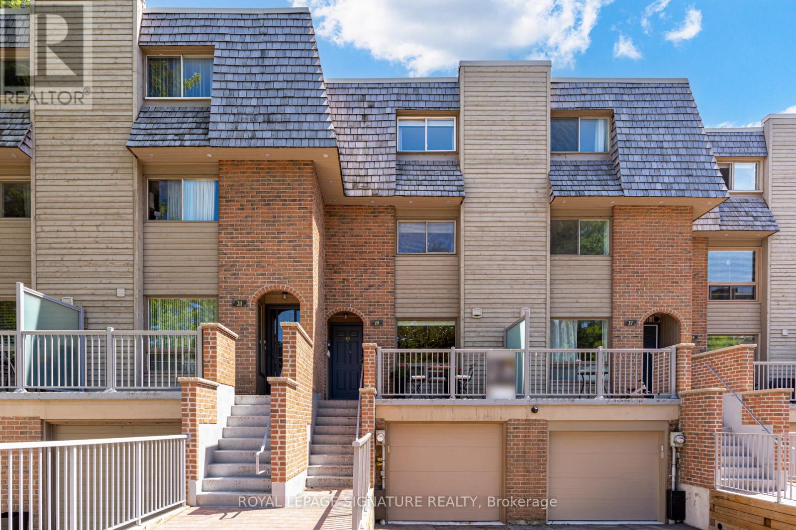 Listing photo of 19 WAX MYRTLE WAY