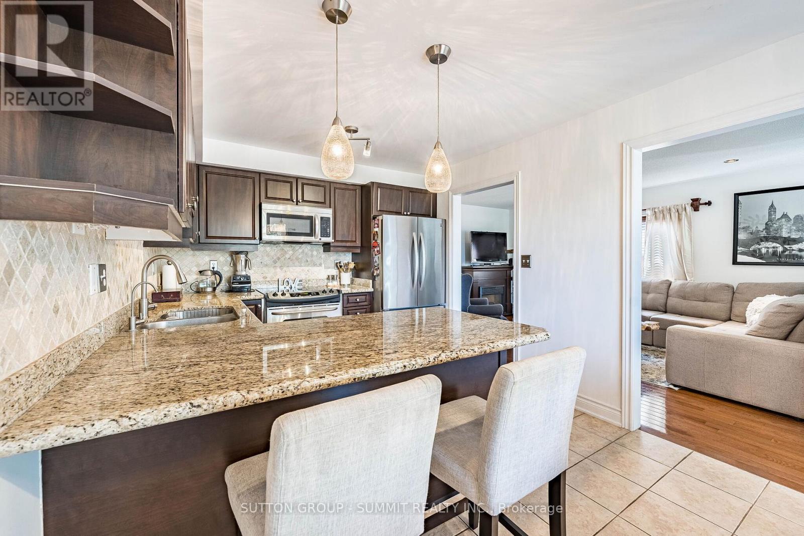 139 OCEANPEARL CRESCENT - 11