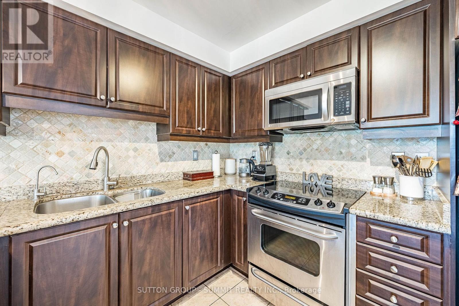 139 OCEANPEARL CRESCENT - 12