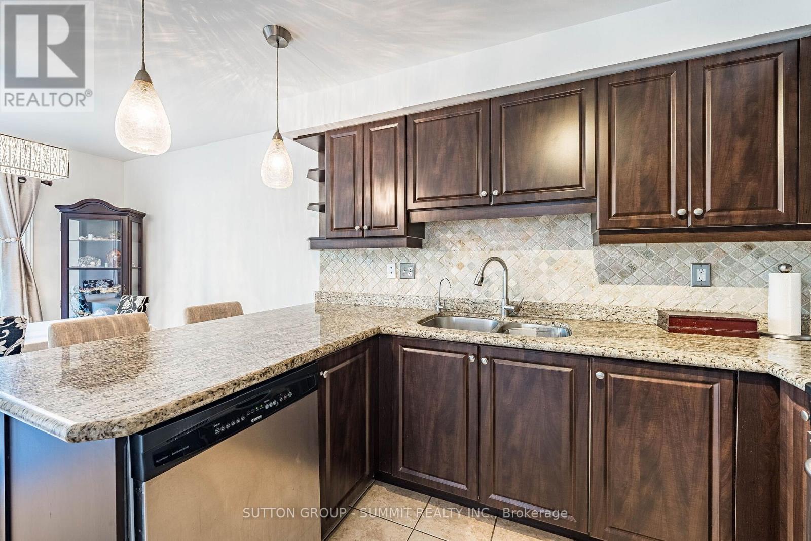 139 OCEANPEARL CRESCENT - 13