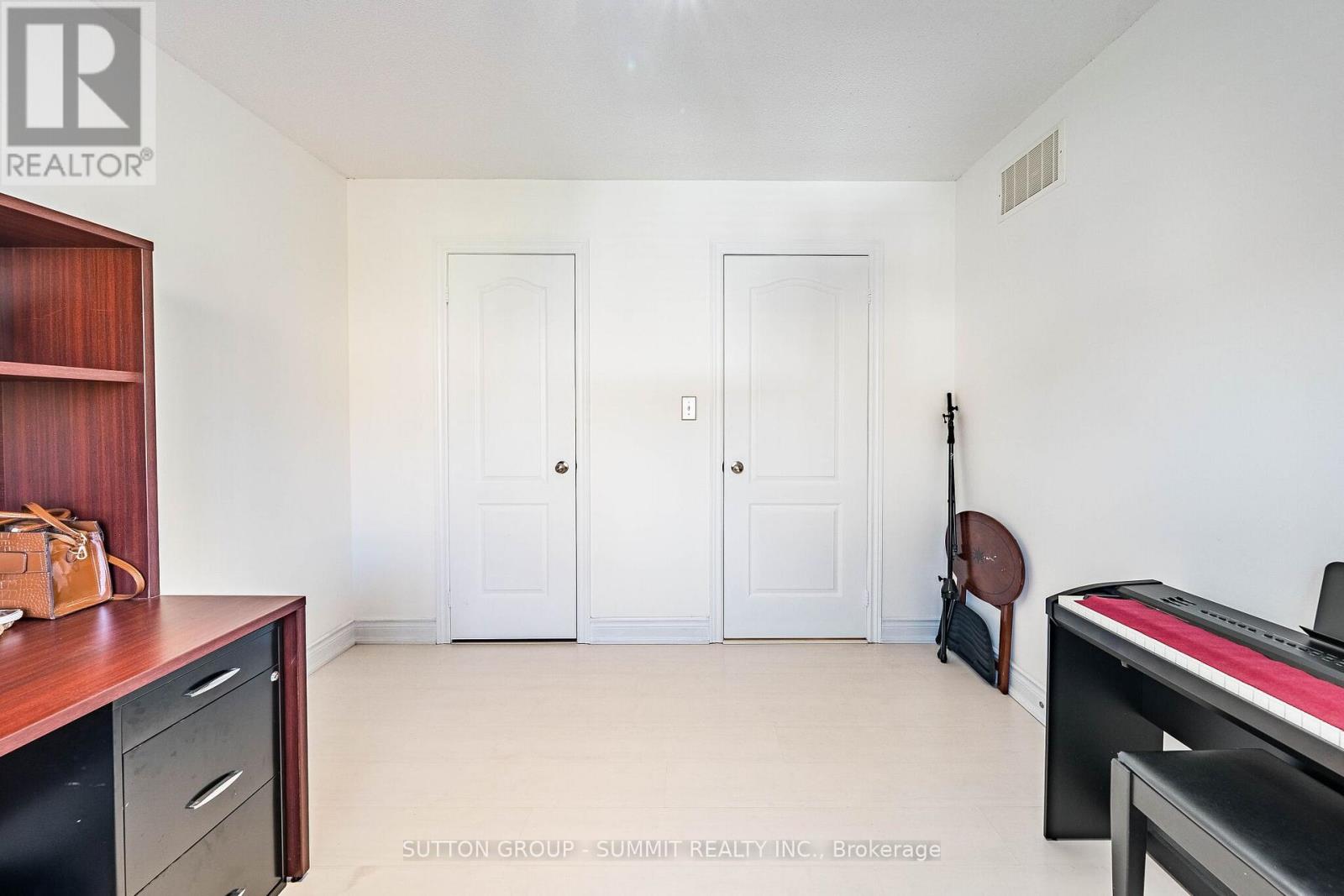139 OCEANPEARL CRESCENT - 23