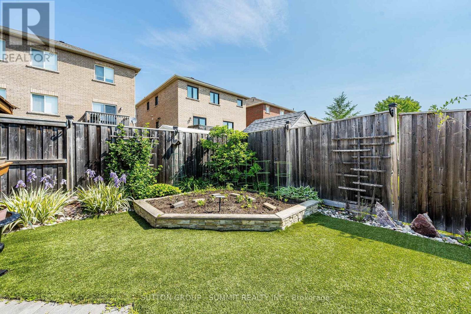 139 OCEANPEARL CRESCENT - 43