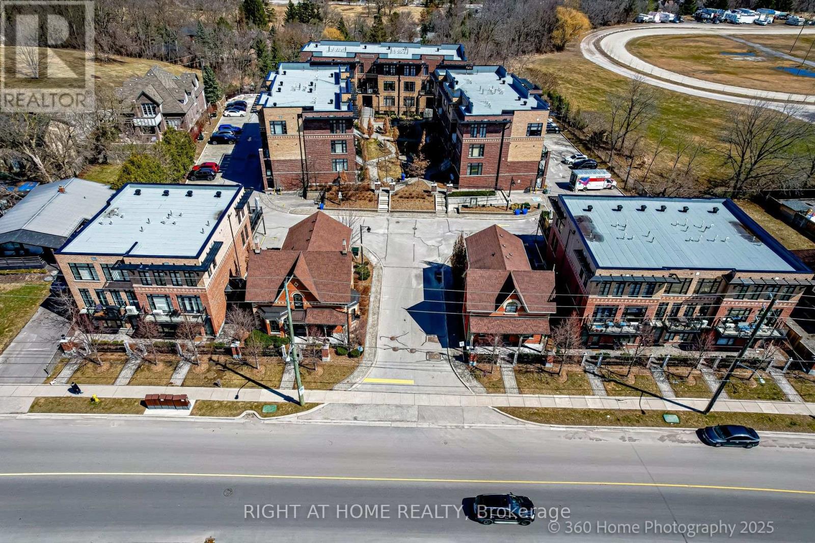 #31 8169 KIPLING AVENUE - 21
