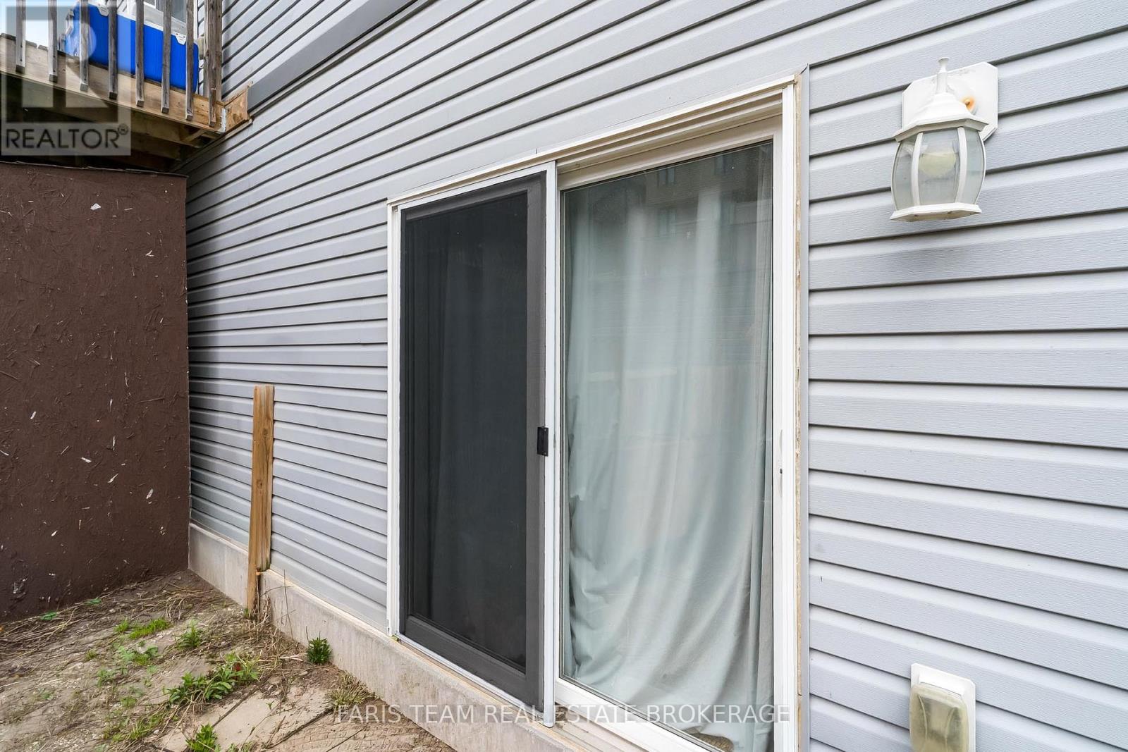 3114 EMPEROR DRIVE - 10