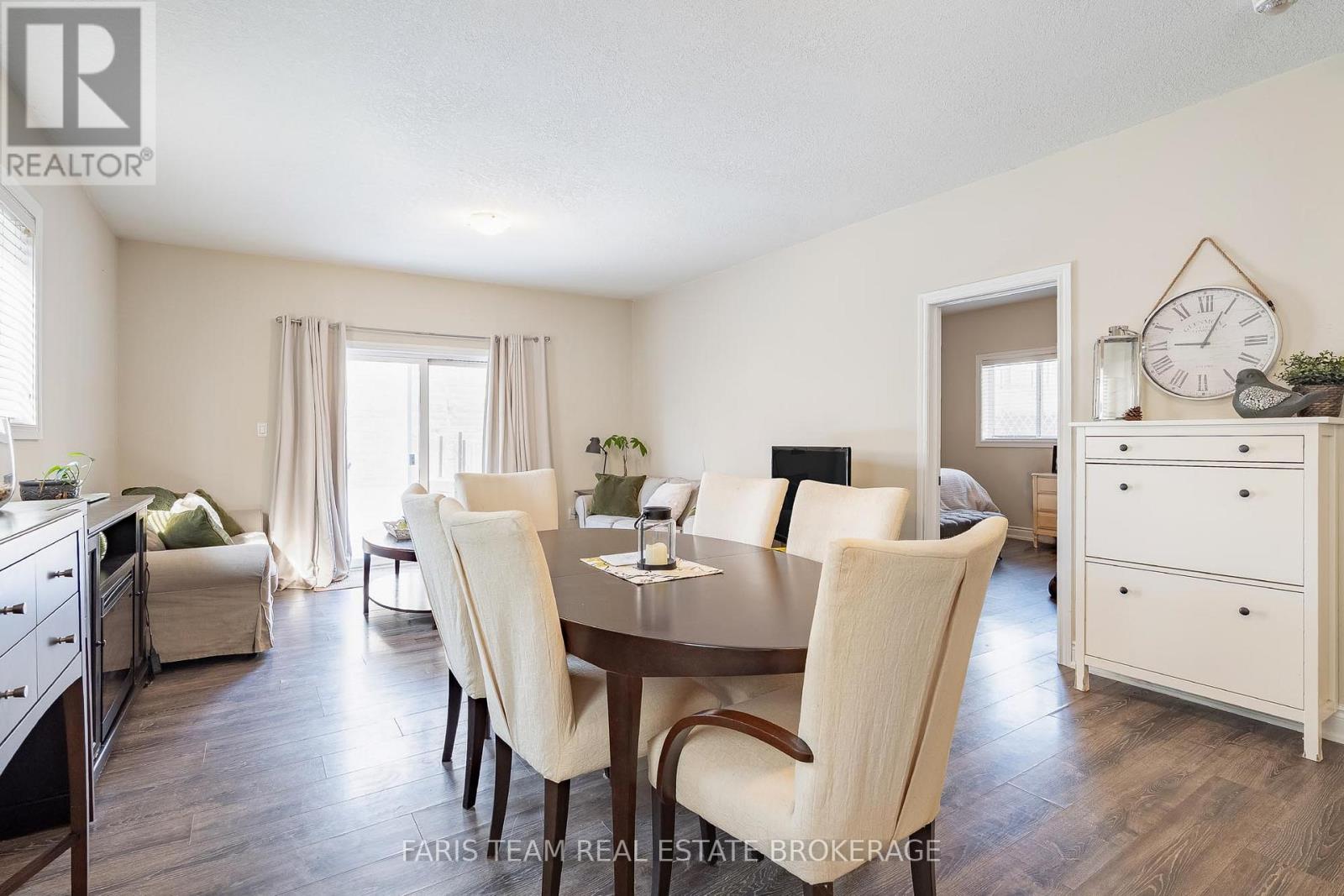 3114 EMPEROR DRIVE - 7