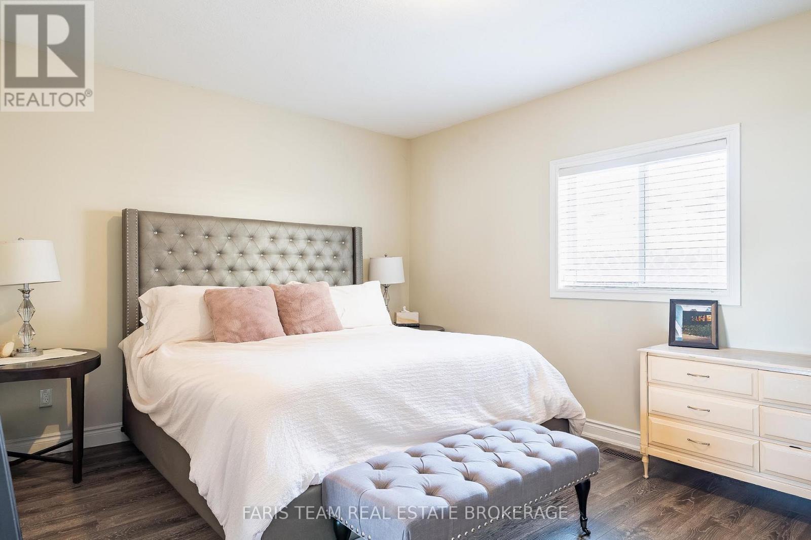 3114 EMPEROR DRIVE - 8