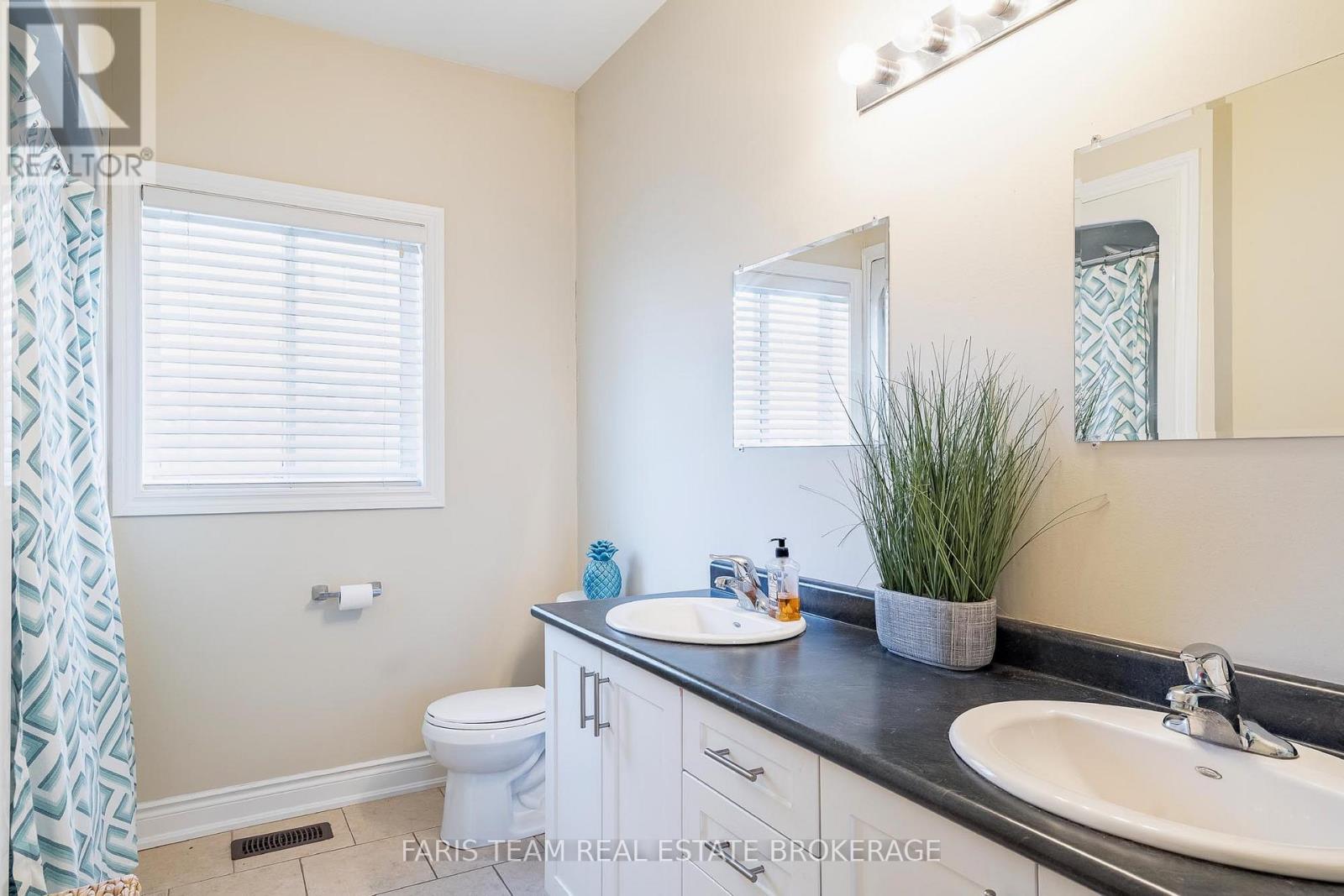 3114 EMPEROR DRIVE - 9