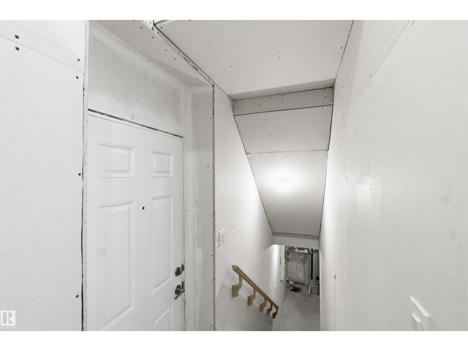 4582 WARBLER LO NW - 38