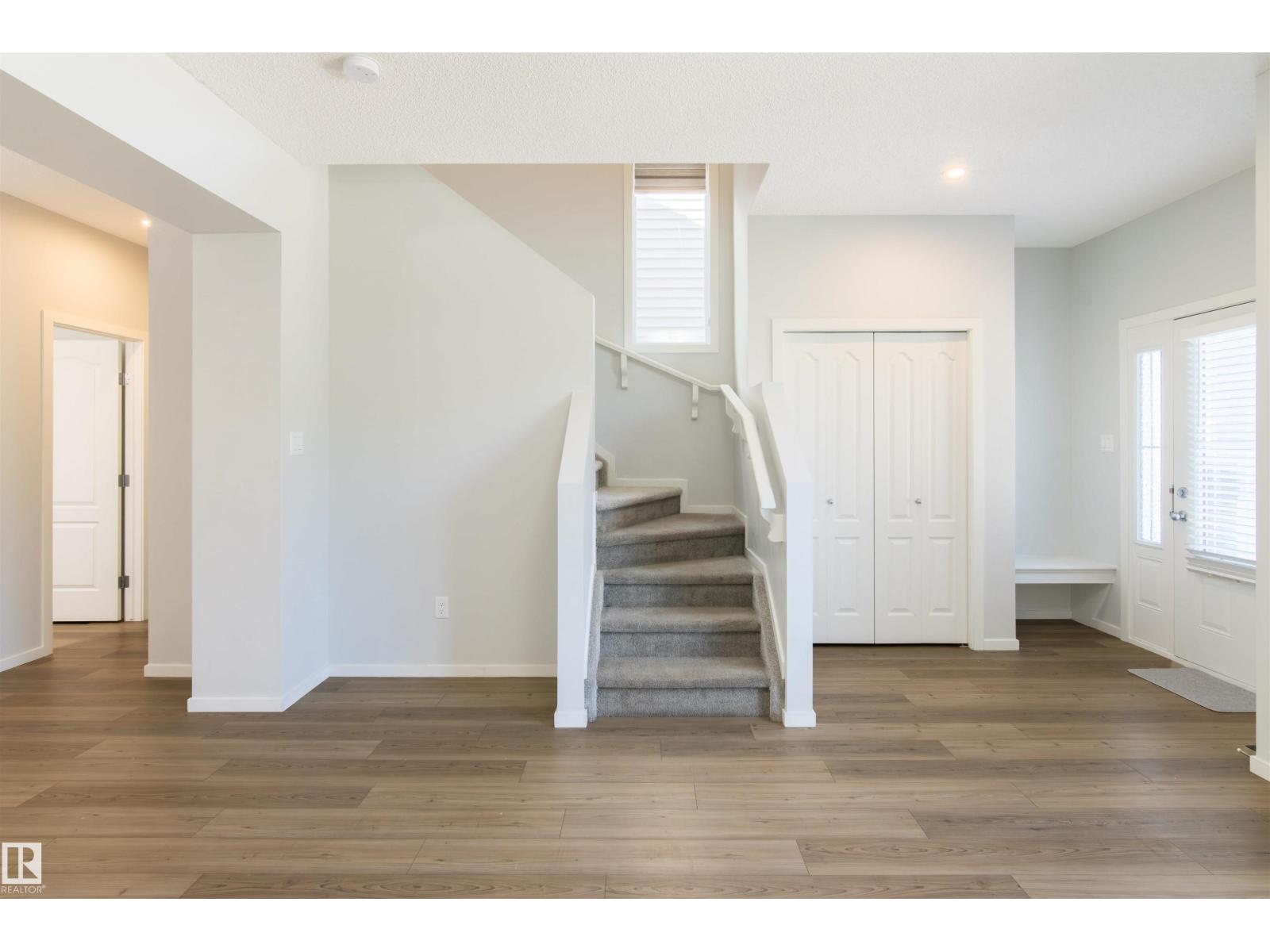 210 DESROCHERS BV SW — photo 8
