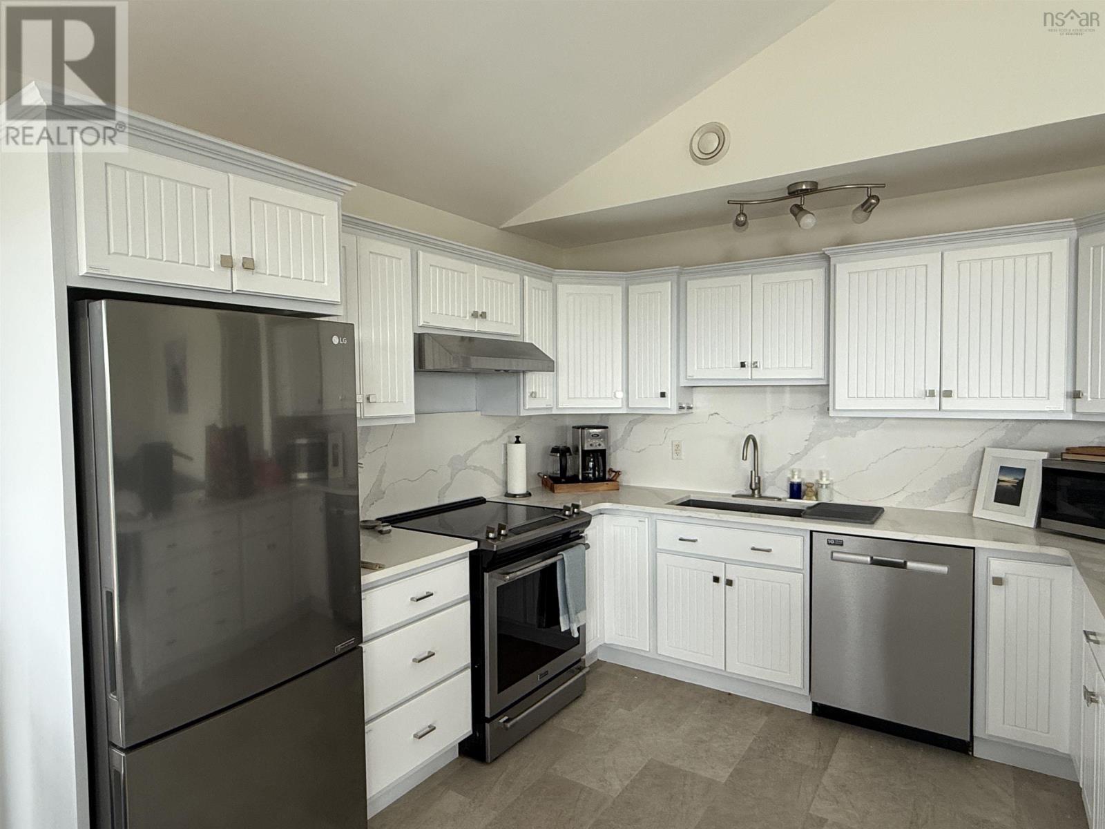161 Harbour Heights Road - 9