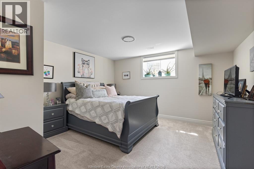 237 LIVINGSTONE - 19