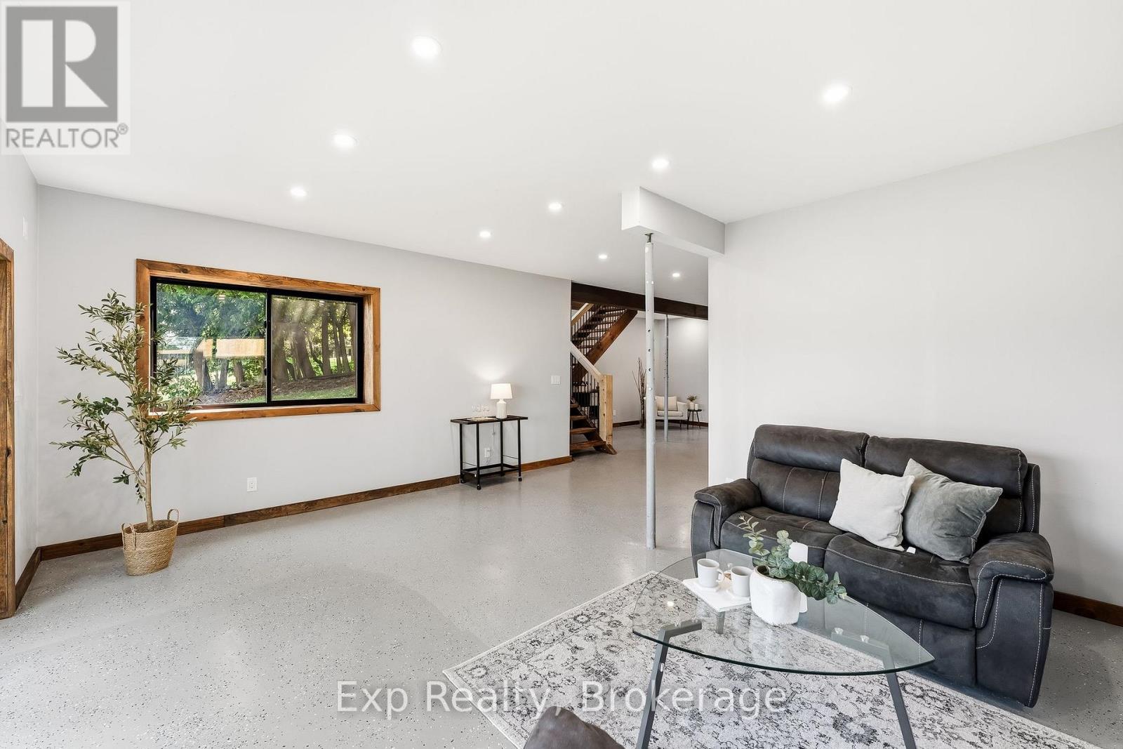 8745 SHEARER PT ROAD - 32