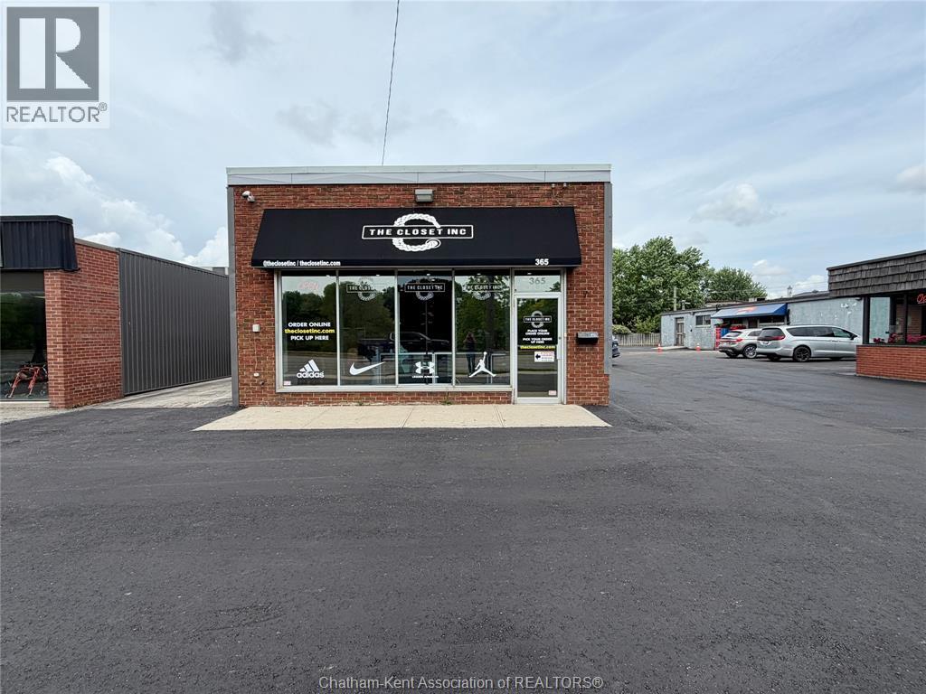 365 Grand AVENUE West, Chatham — photo 2