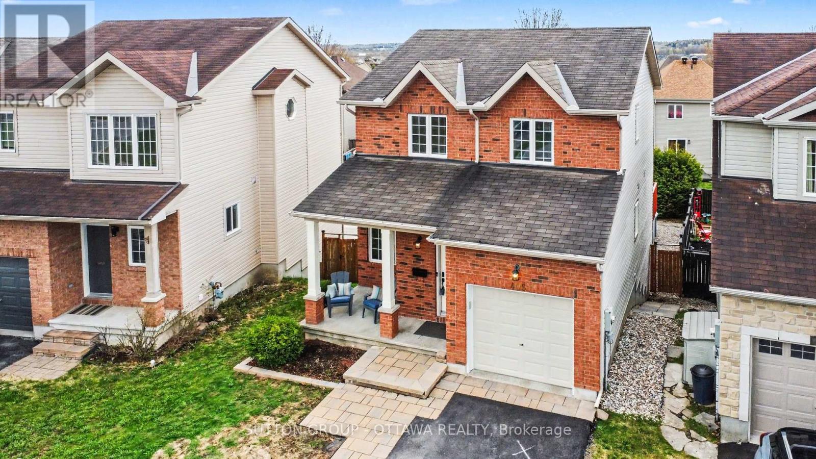 405 CRYSTAL COURT - 21
