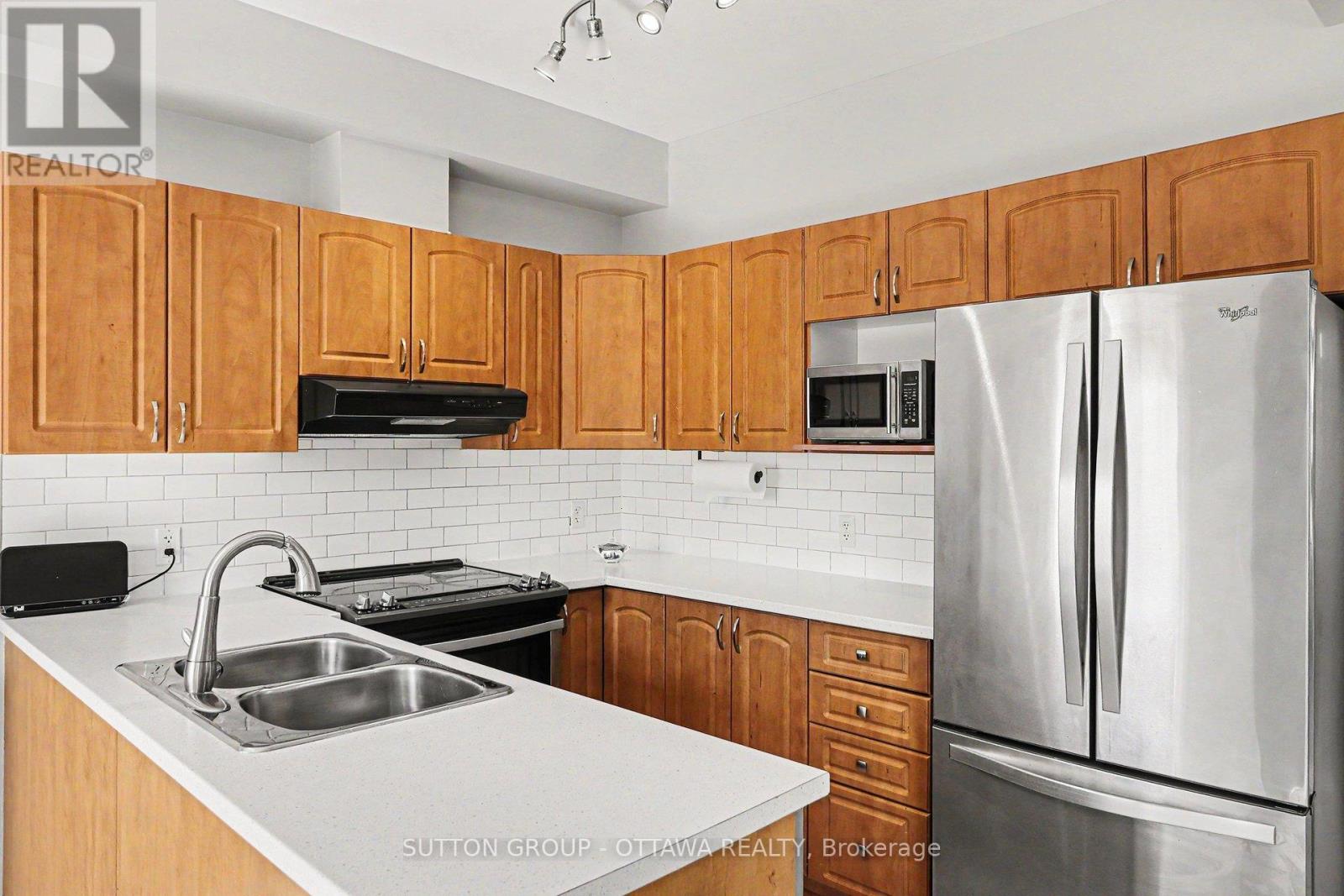 405 CRYSTAL COURT - 5