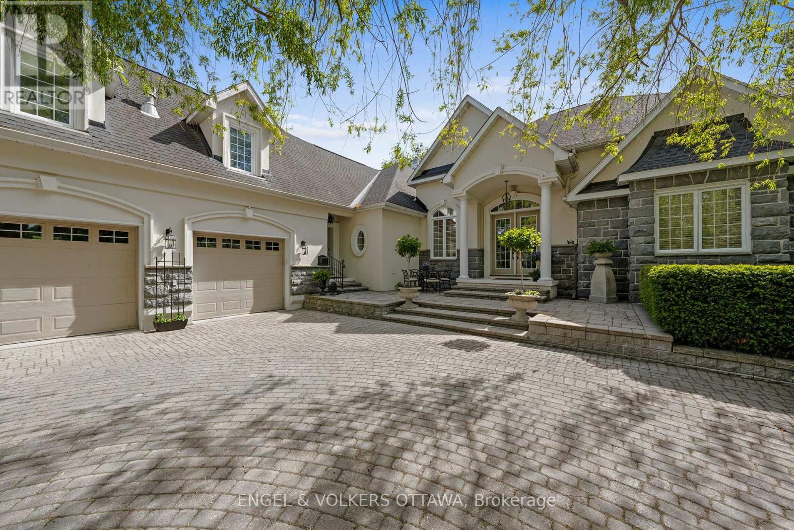 6197 OTTAWA STREET - 2