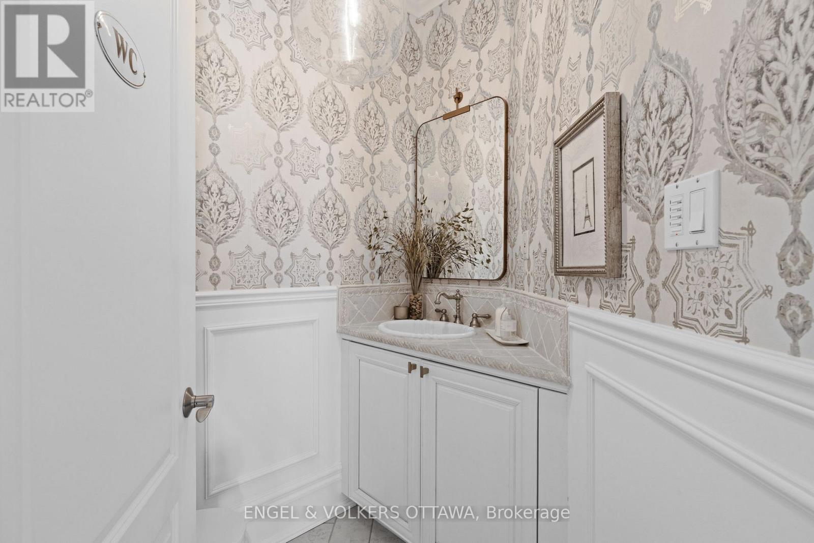 6197 OTTAWA STREET - 20
