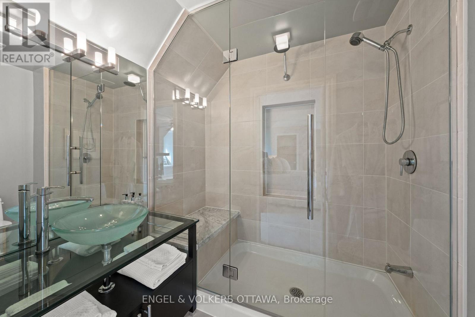6197 OTTAWA STREET - 30
