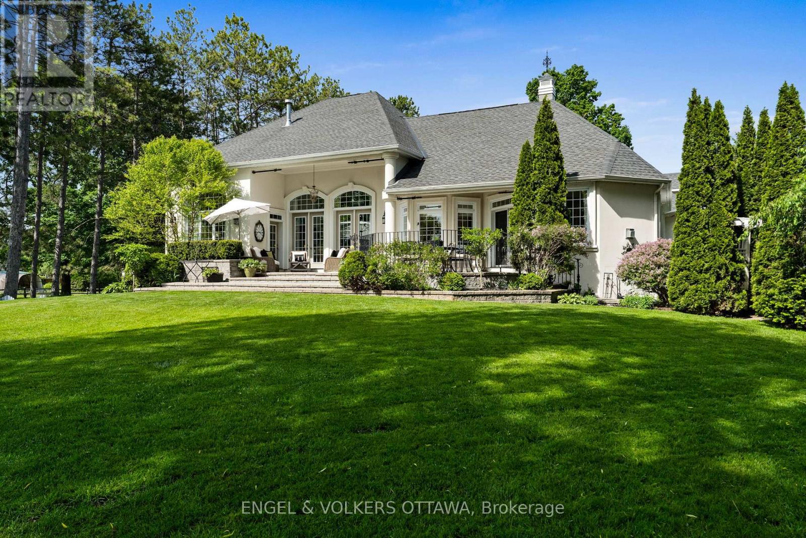 6197 OTTAWA STREET - 39