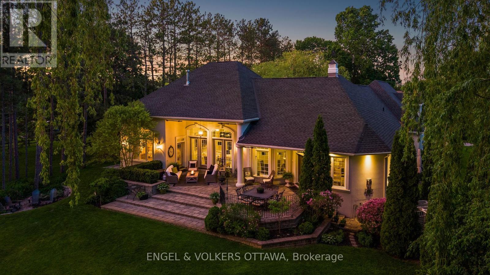 6197 OTTAWA STREET - 48