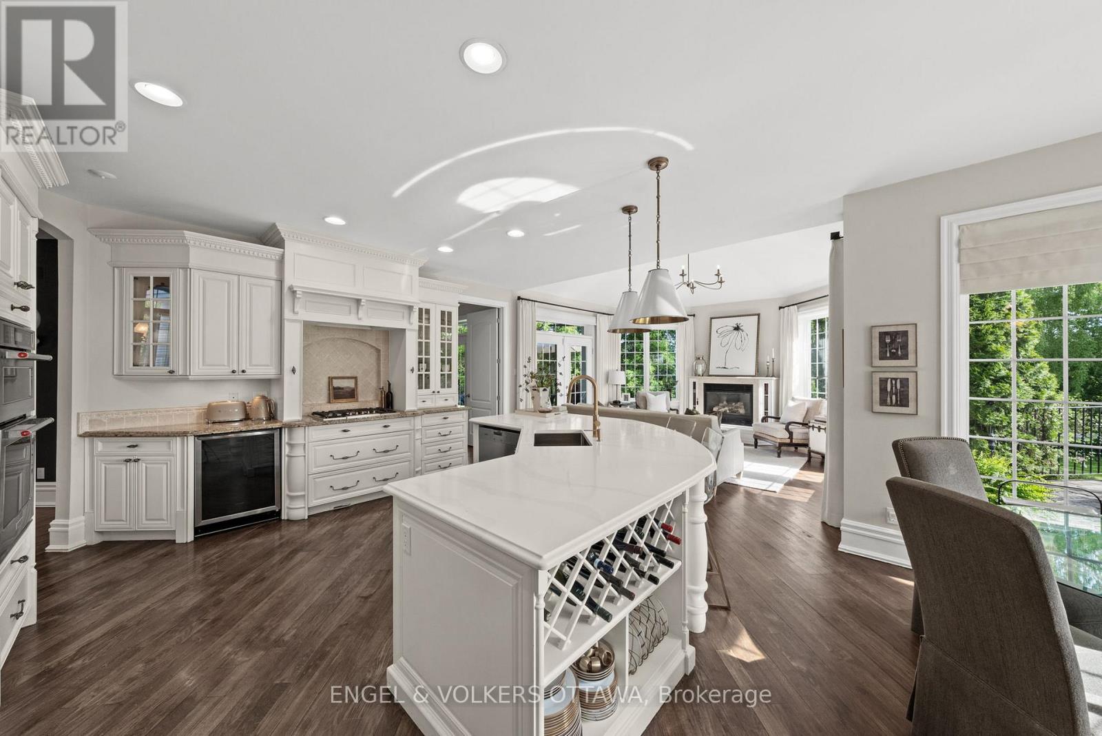 6197 OTTAWA STREET - 8