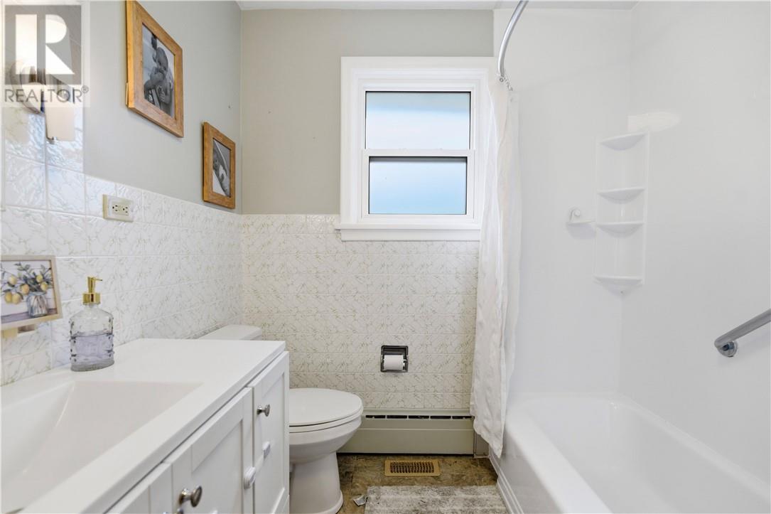 452 White Avenue - 22