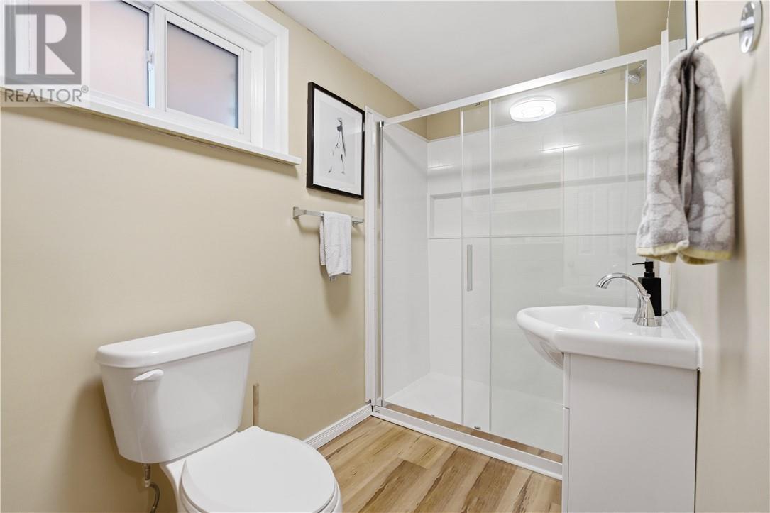 452 White Avenue - 35