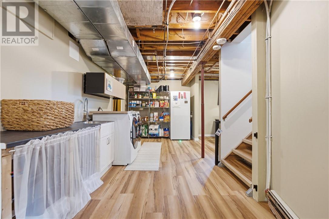 452 White Avenue - 39