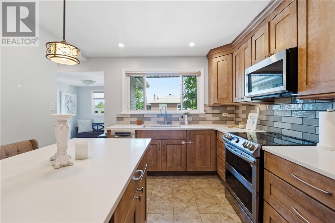 452 White Avenue - 6