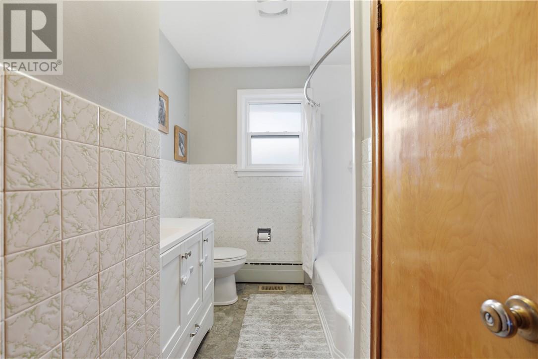452 White Avenue - 21